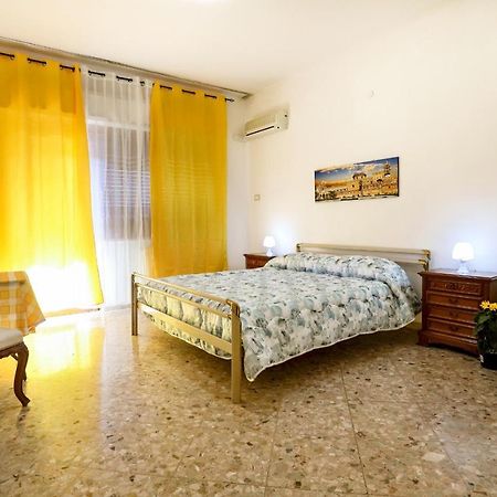 לינה וארוחת בוקר פלרמו A Casa Di Fra' מראה חיצוני תמונה
