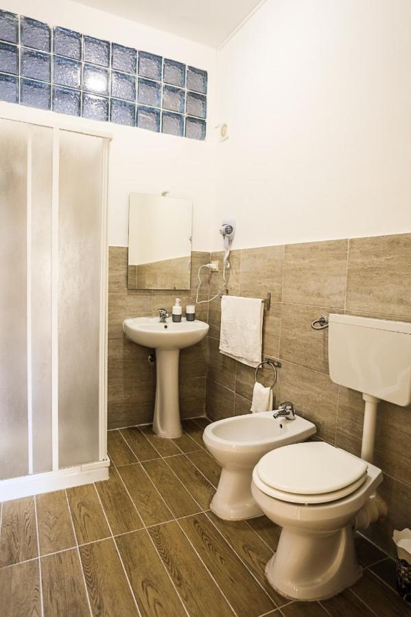 לינה וארוחת בוקר פלרמו A Casa Di Fra' מראה חיצוני תמונה